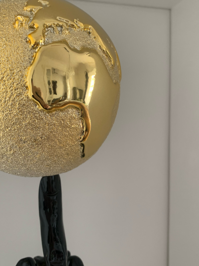 Santicri - The Gold World, 2012 - Résine 2