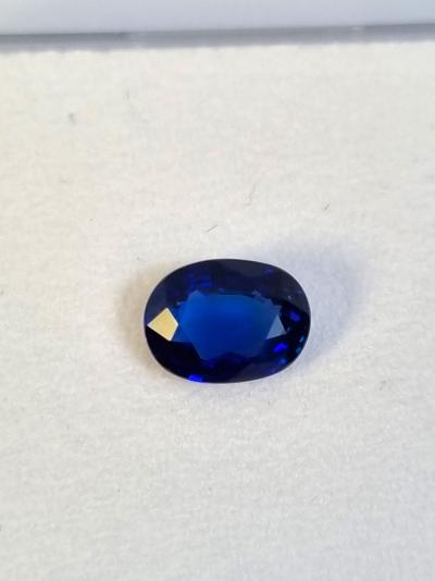 Saphir naturel 1.50 ct certifié IGI Anvers origine Madagascar 2