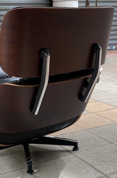 Charles Eames - Lounge Chair et son ottoman - Edition Herman Miller USA - 2009 2