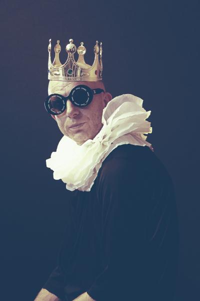 Gaudi .C - Chanel King man Paris, 2022 - Photographie 2