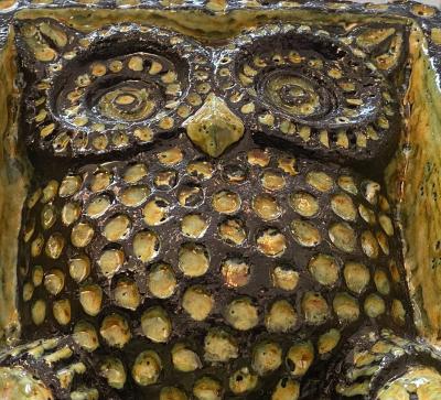 Sculpture cubique Hibou - Terre rouge émaillée 2