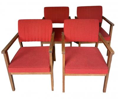 Suite de 4 Fauteuils rouges 2