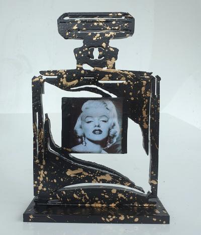SPACO - Five Chanel Marilyn Monroe, 2023 - Sculpture Originale 2