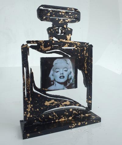 SPACO - Five Chanel Marilyn Monroe, 2023 - Sculpture Originale 2