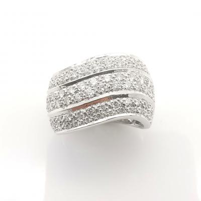 Bague en or blanc 18 carats et diamants 2