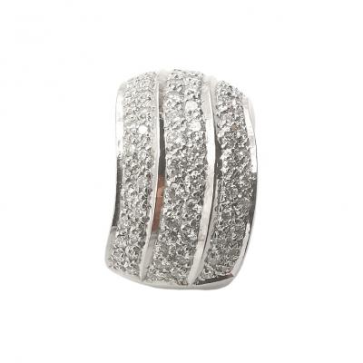 Bague en or blanc 18 carats et diamants 2