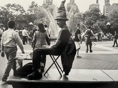 Olivia Bonnamour - The wizard of Washington Square New-York  2022 - Tirage Fine art 2