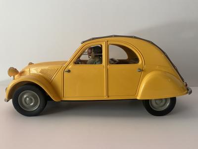Michel Aroutcheff - Blake & Mortimer - Studio Jacob B.V. - 2CV Citroën 1950 (ARJO8) 2