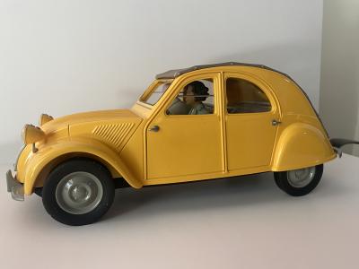 Michel Aroutcheff - Blake & Mortimer - Studio Jacob B.V. - 2CV Citroën 1950 (ARJO8) 2