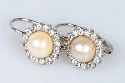 Parure Bague et boucles d’oreilles, style Art Moderne en or 18 carats 2