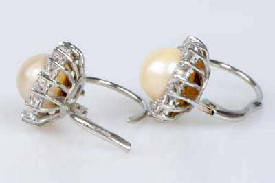 Parure Bague et boucles d’oreilles, style Art Moderne en or 18 carats 2