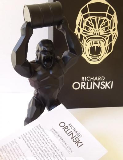 Richard Orlinski - Petrol Kong, 2023 - scultura 2