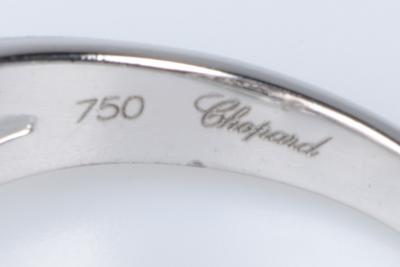 Bague coeur de la maison Chopard, en or blanc 18 carats, ornée de 28 diamants 2