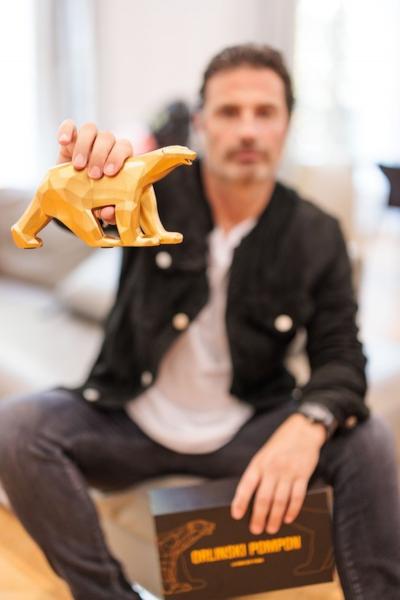 Richard ORLINSKI - Ours Pompon x Orlinski (Matt Gold) - Sculpture 2