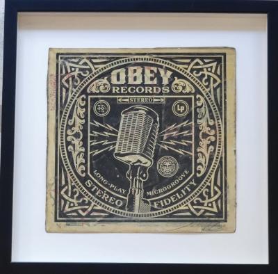 Shepard FAIREY (Obey) - Microgroove (microphone) AC HPM, 2008 - sérigraphie signée et numérotée à la main et collage papier sur pochette LP 2