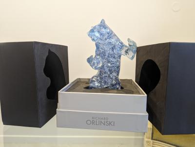 Richard ORLINSKI - Ours bulle bleu translucide (Bear Bubble) - 2023 2