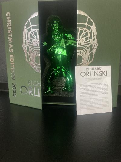 Richard Orlinski - Kong Christmas, 2023 - Sculpture 2