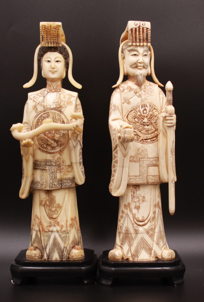 L’Empereur et l’Impératrice, Os de bovin, Chine 2