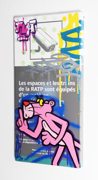 Fat - Pink Panthère - Peinture acrylique et aérosol sur plaque métro métallique 2