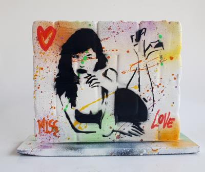 SPACO - Wall street banksy & miss, 2024 - Sculpture pop street art 2
