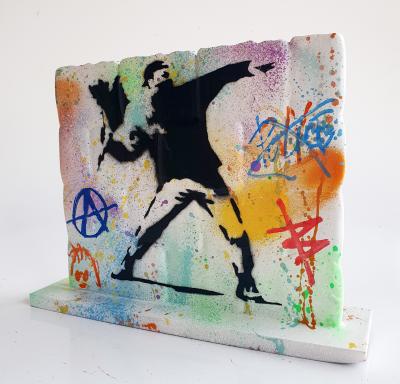 SPACO - Wall street banksy & miss, 2024 - Sculpture pop street art 2