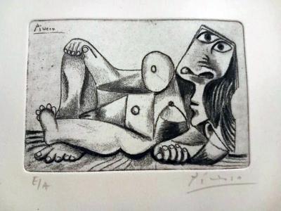 Pablo Picasso - Tubbed Woman - Water etching, Limited edition numbered and signed in pencil 2
