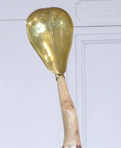 Stephane Szendy  - Grand Héron, 2020 - Bois, Laiton, altuglass, led 2