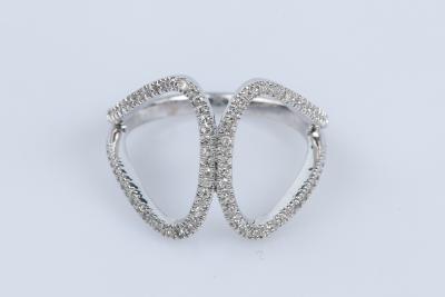 Bague en or blanc 9 carats 2