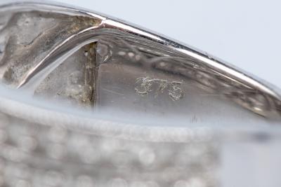 Bague en or blanc 9 carats 2