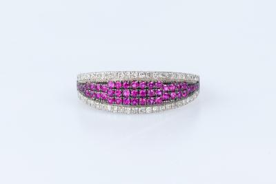 Bague en or blanc 9 carats 2