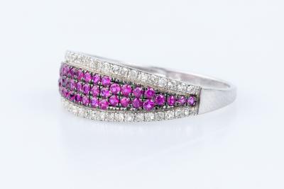Bague en or blanc 9 carats 2
