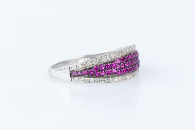 Bague en or blanc 9 carats 2