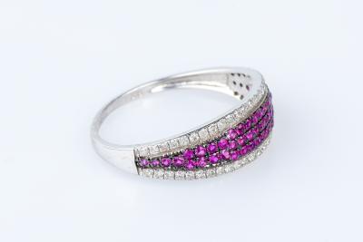 Bague en or blanc 9 carats 2