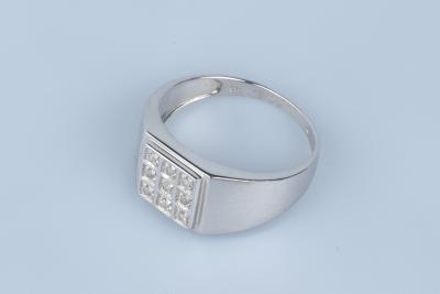 Bague en or blanc 9 carats 2