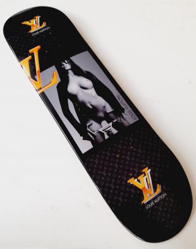 Delph@IN (XXI) - Skateboard ¬ Vuitton Sexy 2