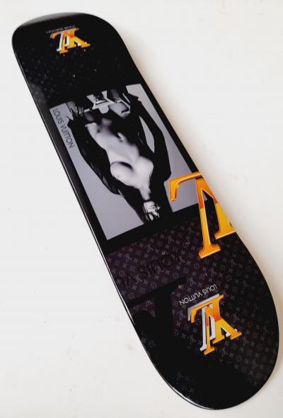 Delph@IN (XXI) - Skateboard ¬ Vuitton Sexy 2