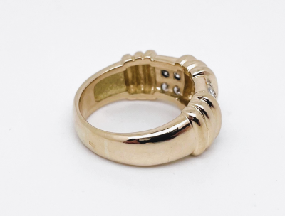 Bague à godrons or jaune et pavage diamants 2