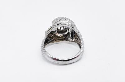 Bague tourbillon or blanc platine sertie d’un diamant 2