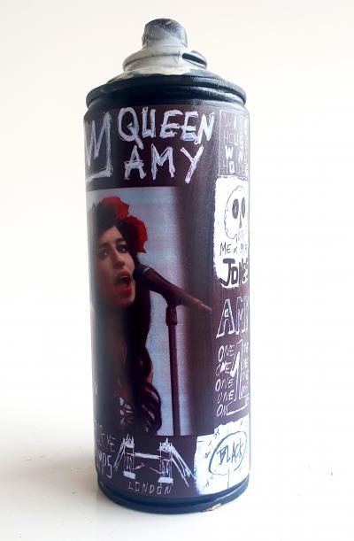 SPACO - Bombe Amy Winehouse , 2024  - Sculpture pop street art 2