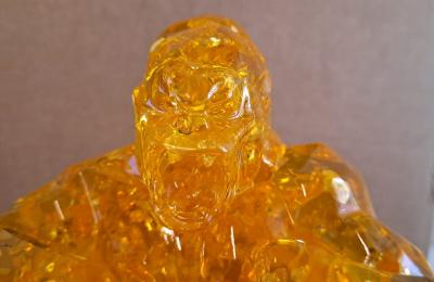 Richard Orlinski - Kong Bubble (Amber Edition) - Sculpture 2