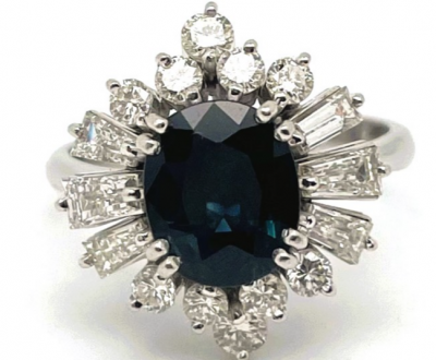 2.2ct sapphire platinum daisy ring with 1.7ct diamonds 2