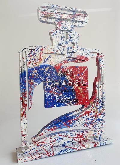 SPACO -  Big N°5 Chanel , 2024 - Sculpture pop street art 2