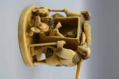 Netsuke en ivoire 2