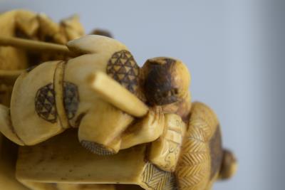 Netsuke en ivoire 2