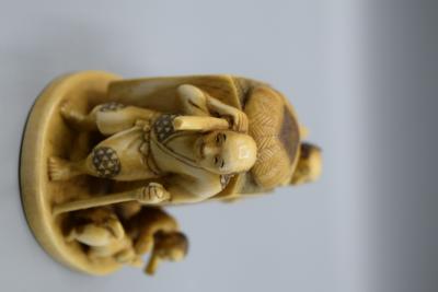 Netsuke en ivoire 2