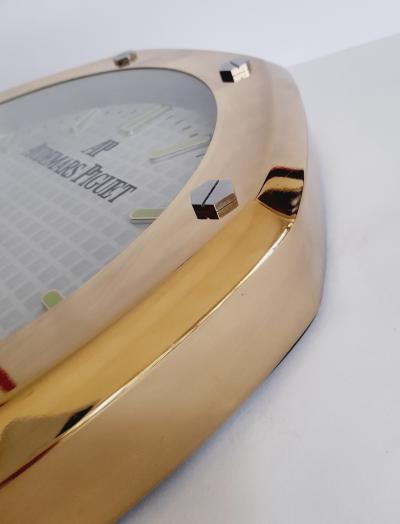 Horloge murale - Concessionnaires Audemars Piguet 2