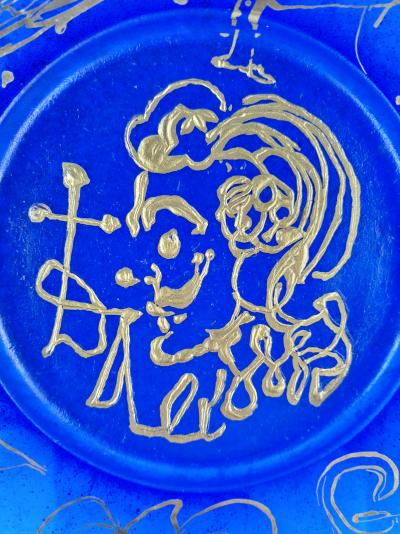 Salvador Dali  : Triomphale, Autoportrait aux moustaches - Pate de verre Daum, signée 2