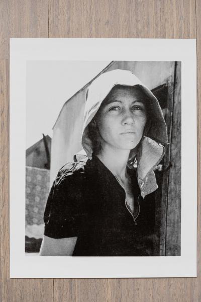 Dorothea LANGE - Jeune Mère Migratrice, 2012, tirage gélatino-argentique tamponné et numéroté 2