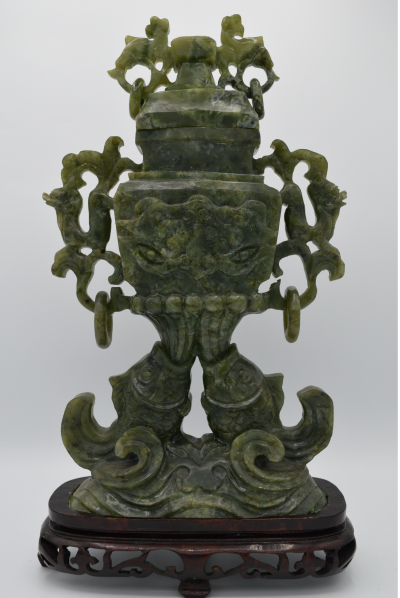 Chine - Grand vase couvert en serpentine verte 2