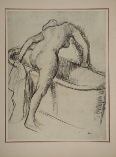 Edgar DEGAS : Femme sortant du bain, Lithographie et pochoir signée 2